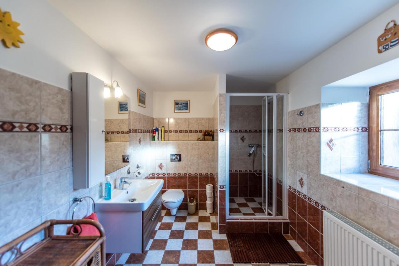 Apartmany Domino Železná Ruda Exteriör bild